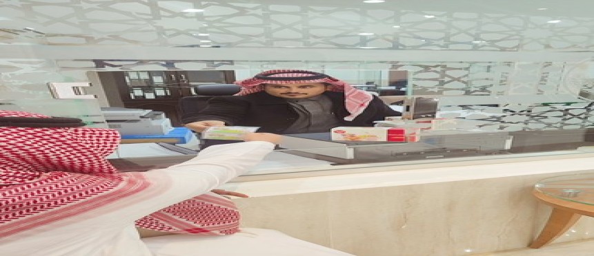 توزيع بطائق العثيم سلة غذائية